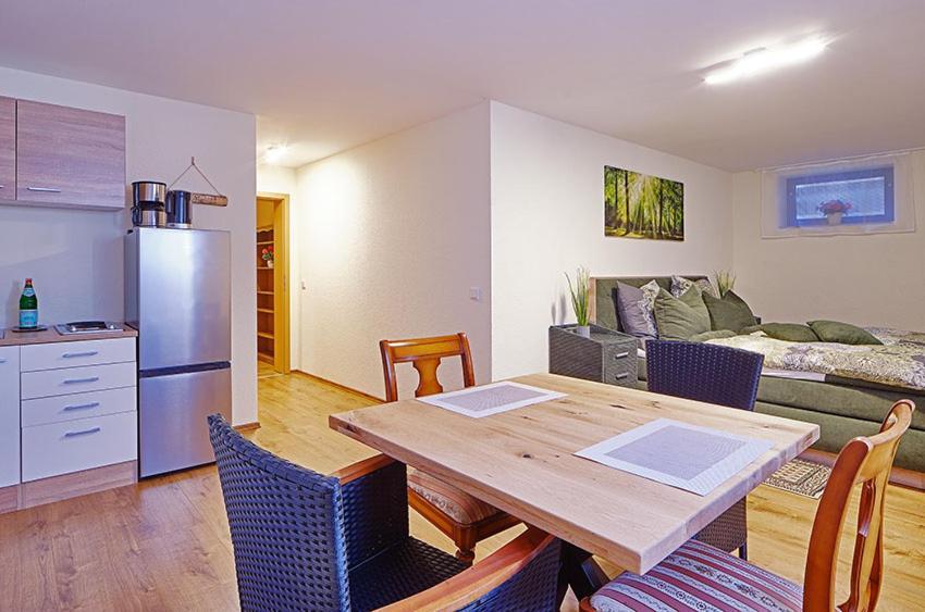 Komfort Appartement Moers-Repelen - Ruhige Lage - Sackgasse Esterno foto